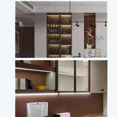 LED φωτισμός κάτω από το ντουλάπι Αμβλύσιμο LED φωτισμό κάτω από το ντουλάπι με αισθητήρα κίνησης σε θερμό λευκό 3500K